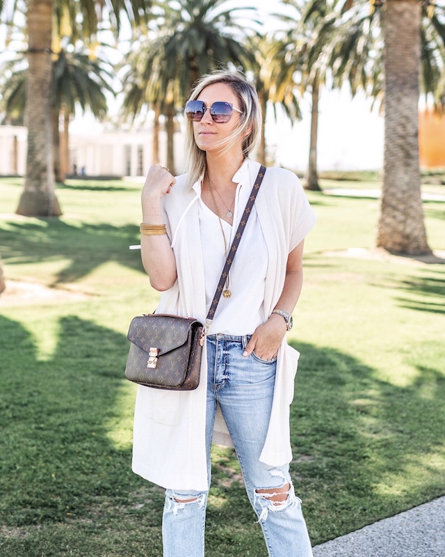 Daze denim, Carve Designs blouse, Barefoot Dreams sweater, Steve Madden sandals | My Style Diaries blogger Nikki Prendergast