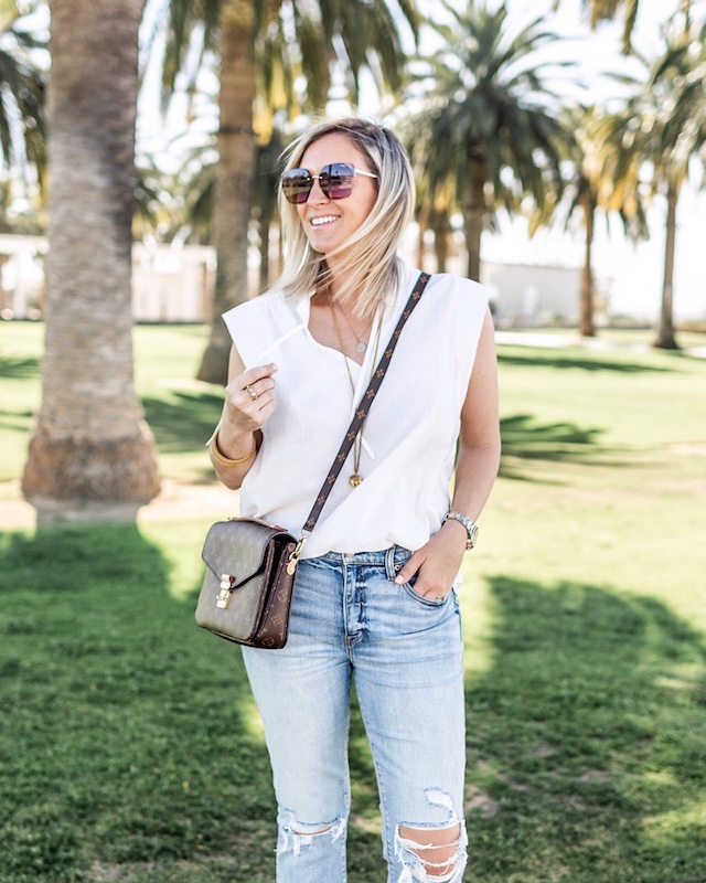 Daze denim, Carve Designs blouse, Barefoot Dreams sweater, Steve Madden sandals | My Style Diaries blogger Nikki Prendergast