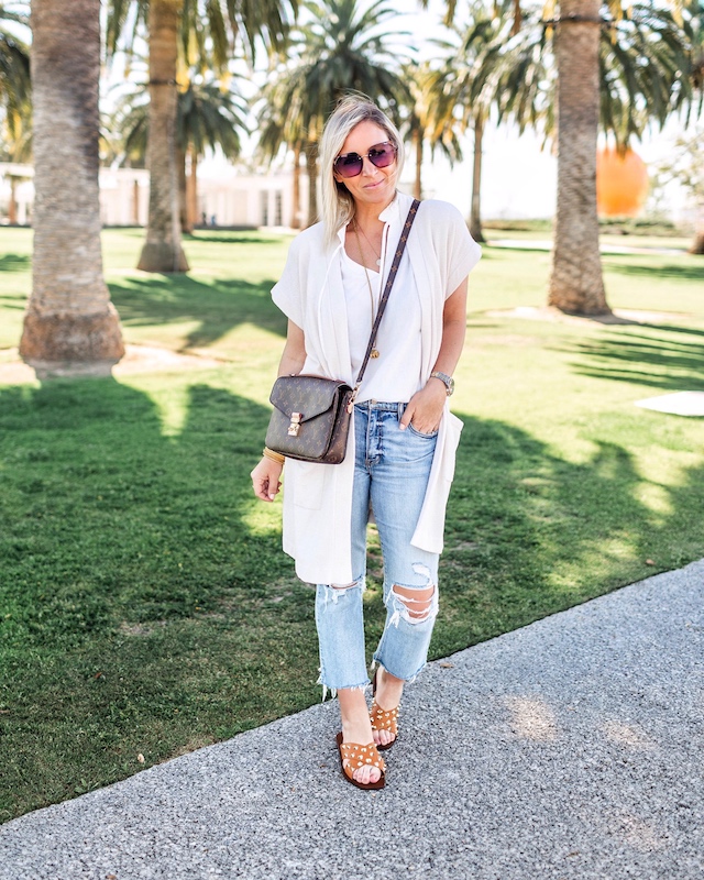 Daze denim, Carve Designs blouse, Barefoot Dreams sweater, Steve Madden sandals | My Style Diaries blogger Nikki Prendergast